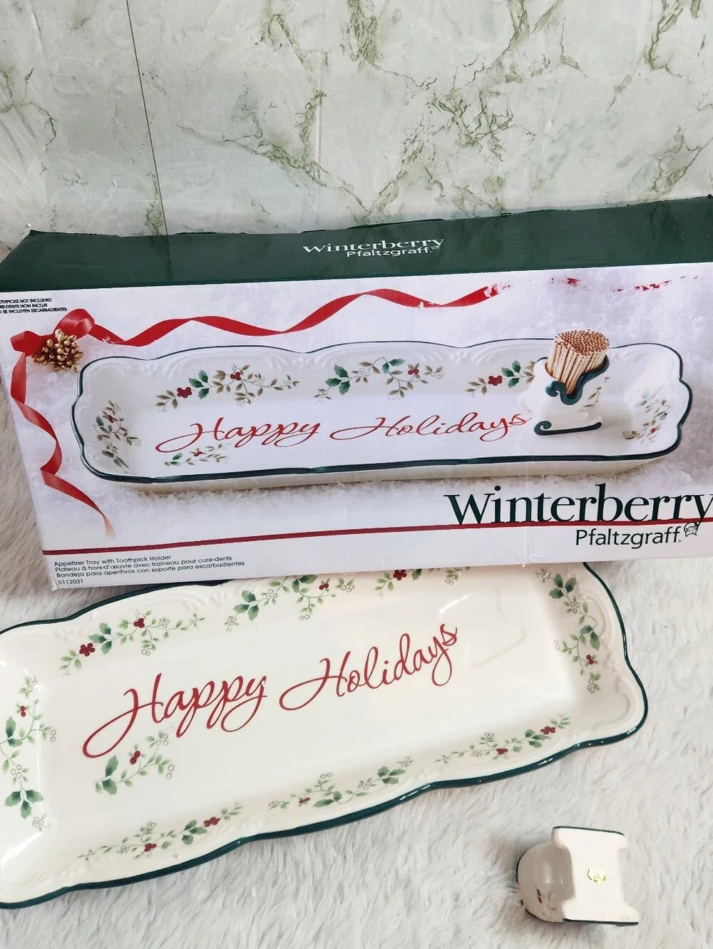 Pfaltzgraff Winterberry Appetizer Tray wih Toothpick Holder